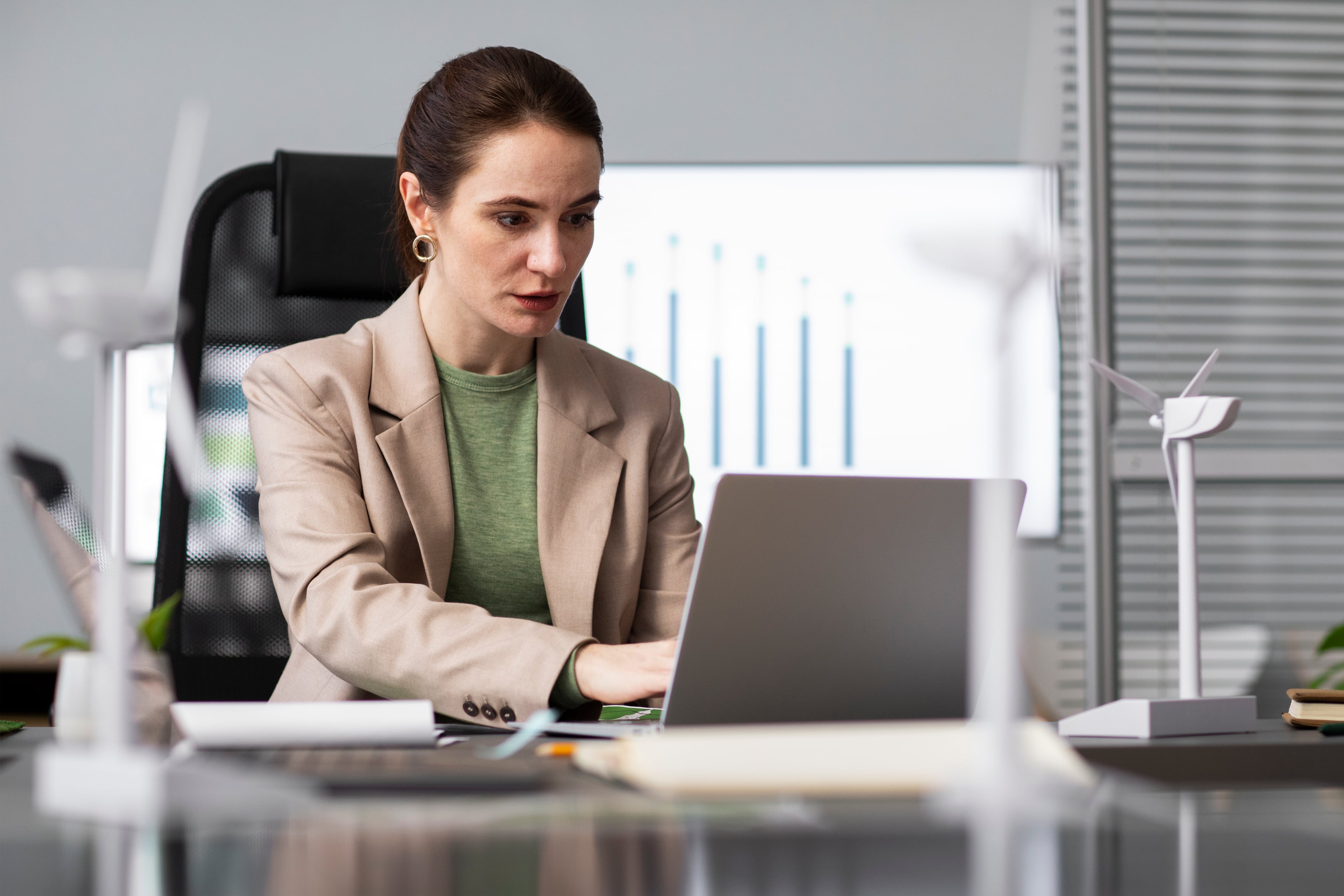 Business Ideas for Women: Top Picks for 2025