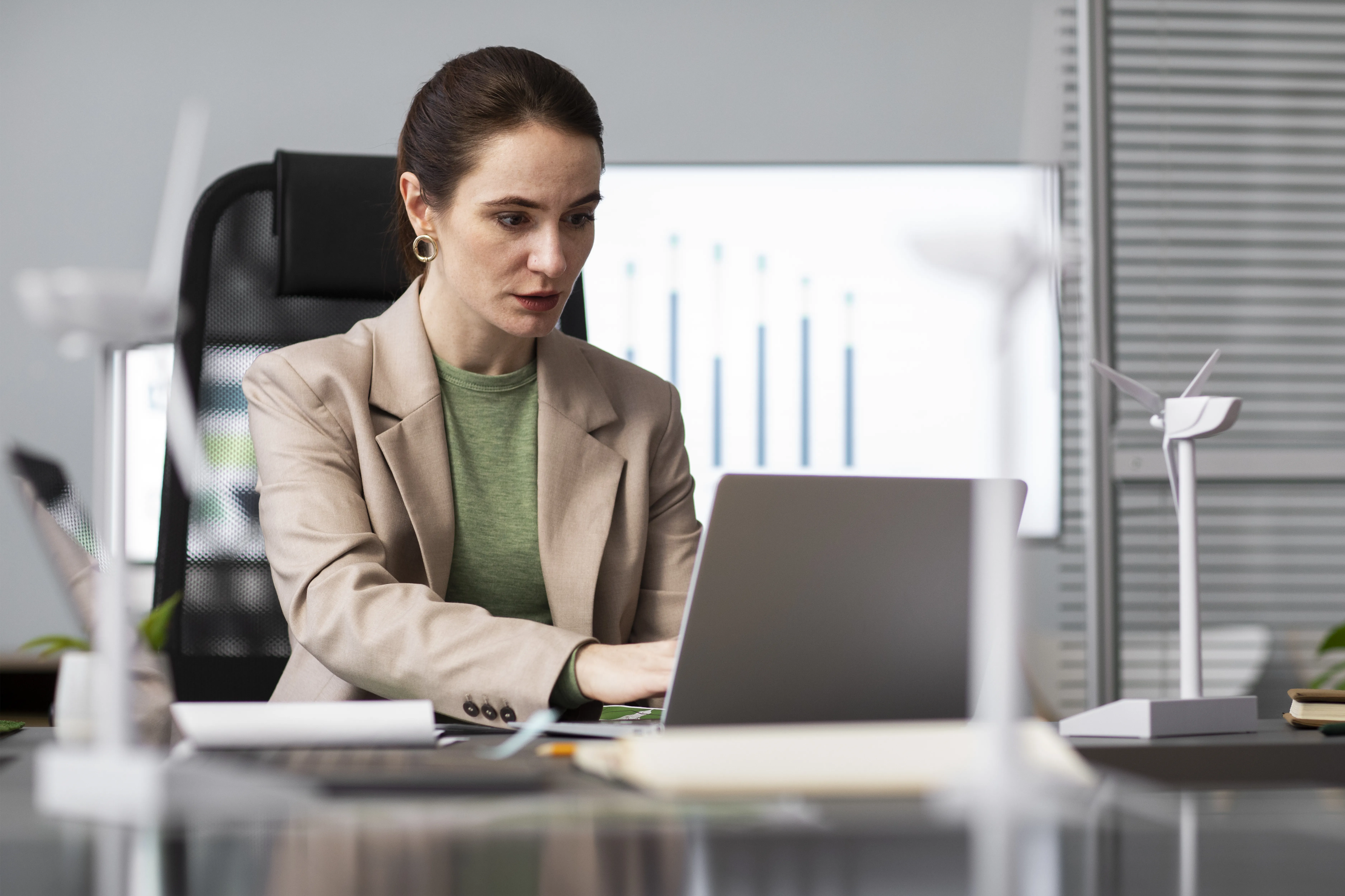 Business Ideas for Women: Top Picks for 2025